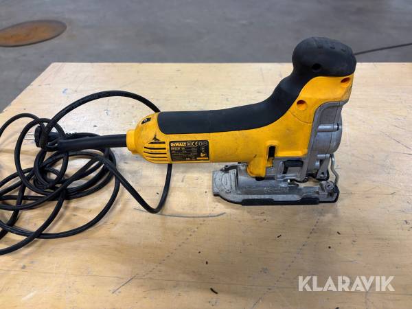 Sticksåg Dewalt DW333K