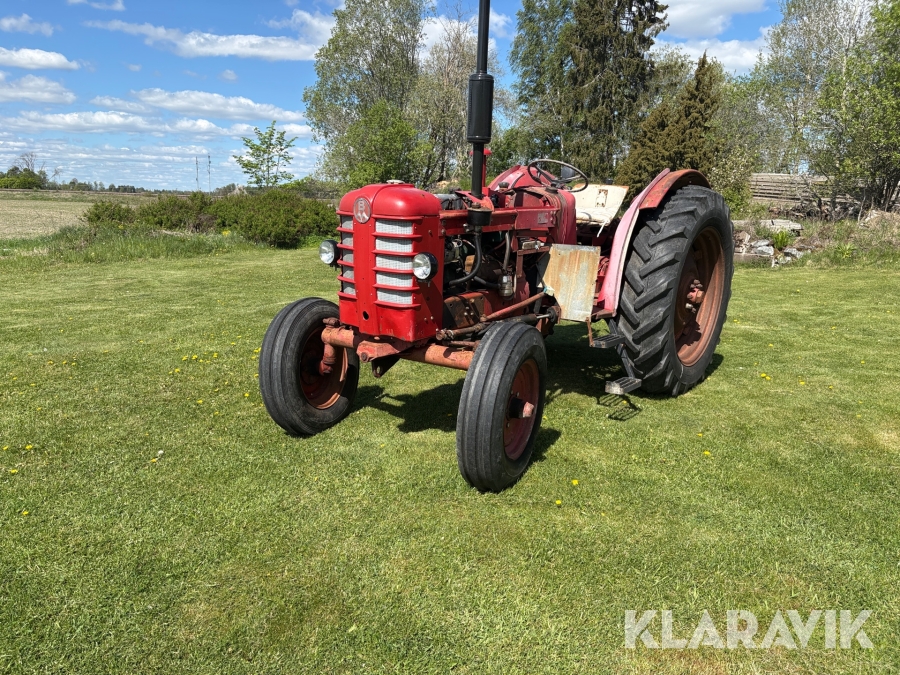 Veterantraktor Bolinder Munktell 350 motor 1113 A