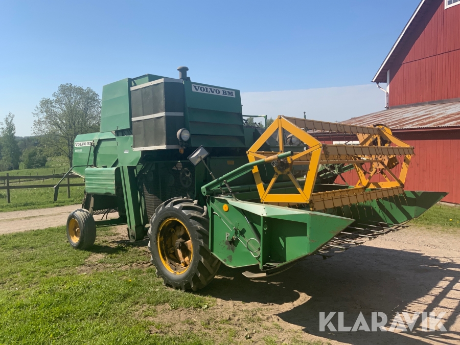 Skördetröska Volvo BM Aktiv 800