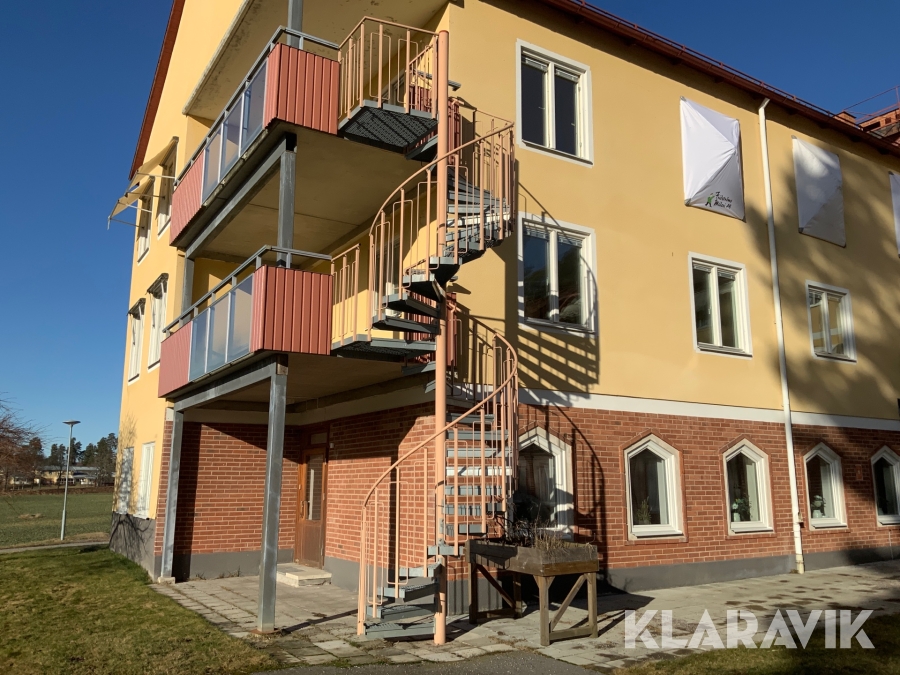 Metalltrapp nedmonterad