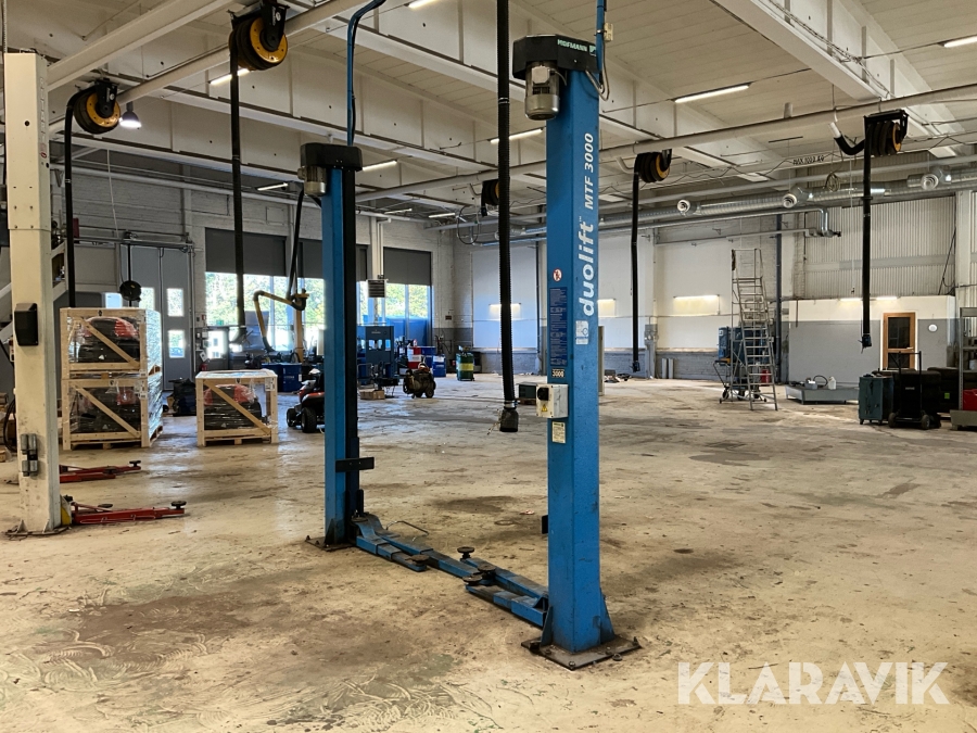 Tvåpelarlyft Hofman Duolift MTF 3000 nedmonterad