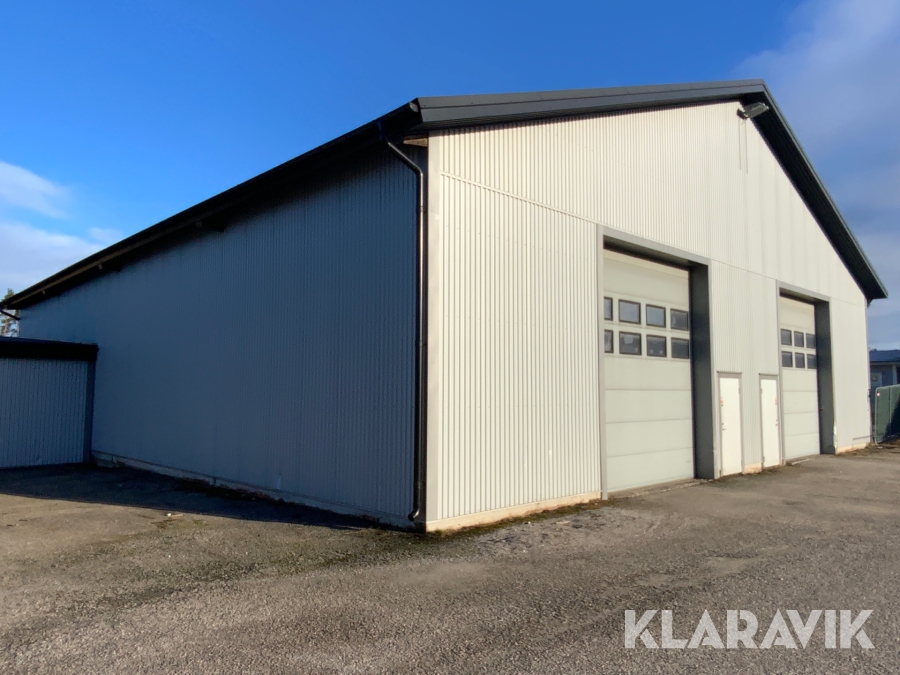 Maskinhall 20m x 24m med stomme av limträbalk