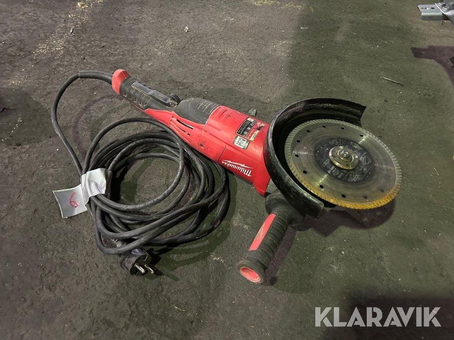 Vinkelkap Milwaukee AGV 22-230E