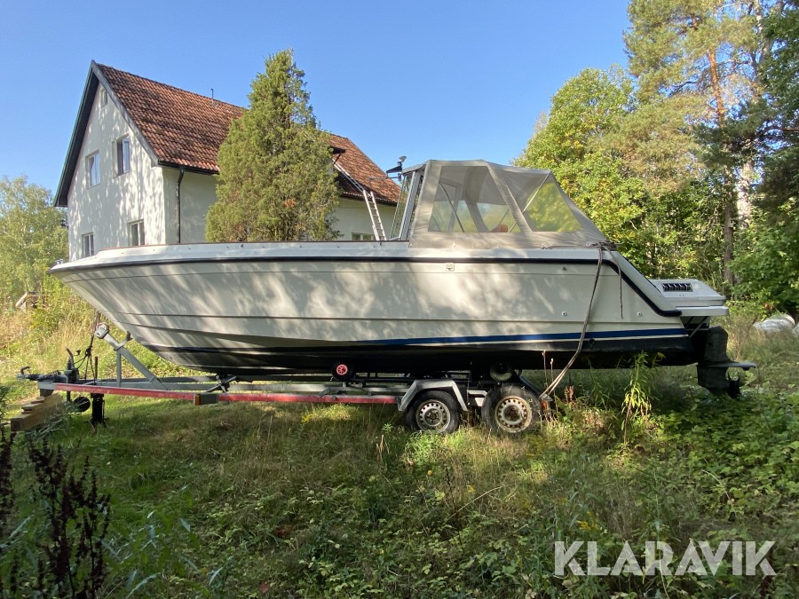 Båt Striker 24 DC Med båtvagn