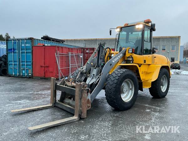 Hjullastare Volvo L45B med hydrauliska gafflar