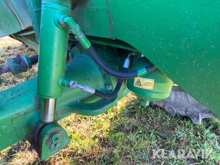 Traktor John Deere 7820, Aneby, Klaravik auktioner