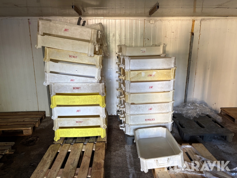 Parti med Backar/förvaringslådor ca 53st