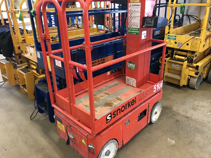 klaravik-auktioner-pelarlift-5-80-m