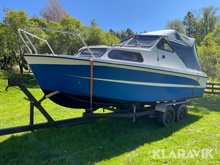 Båt Finnmar Fairlady med Volvomotor och boggiekärra