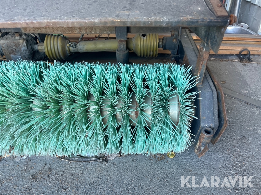 Redskapsbärare Howard Turf Blazer 727 Diesel 4x4