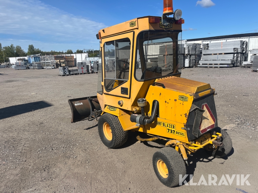 Redskapsbärare Howard Turf Blazer 727 Diesel 4x4