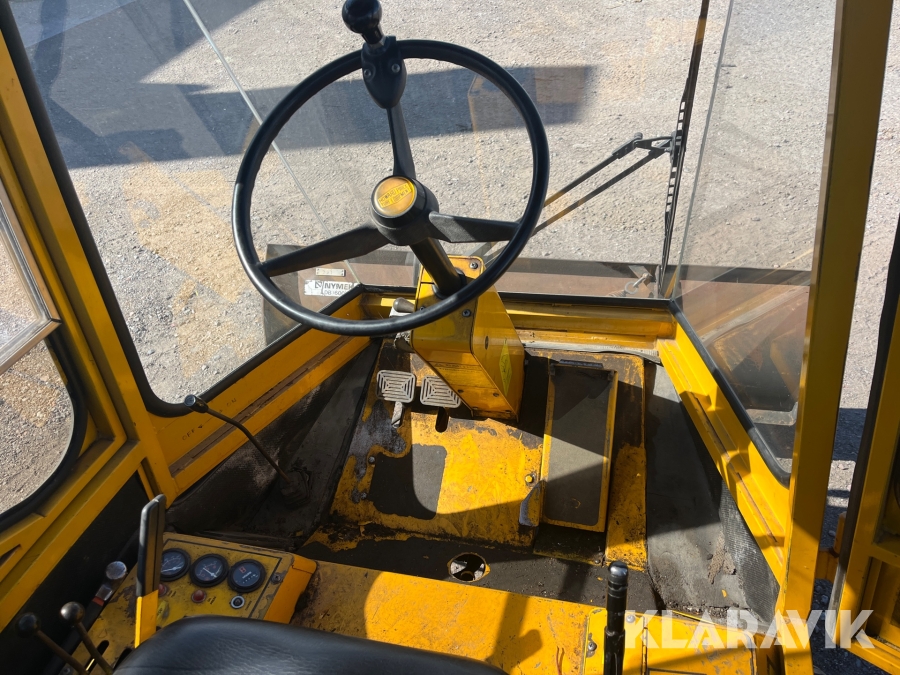 Redskapsbärare Howard Turf Blazer 727 Diesel 4x4