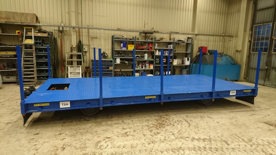 Järnvägsvagn/tralla