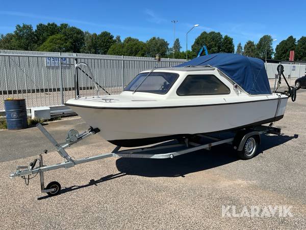 Båt Crescent 49 med 80-släp