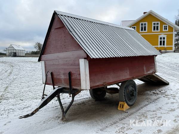 Mobilt vindskydd för får/getter