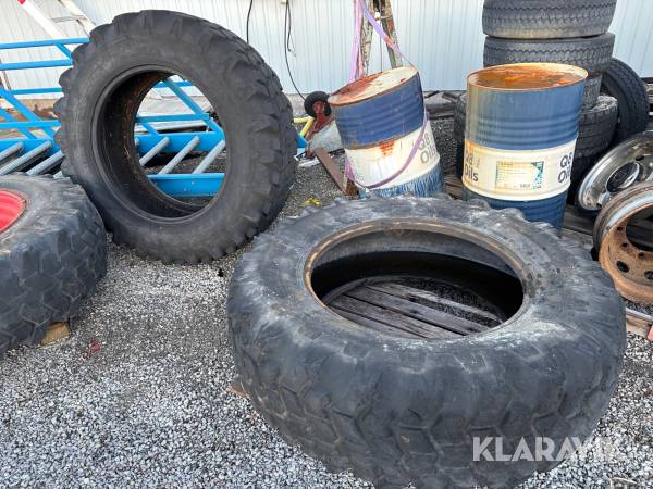 Entreprenaddäck Nokian Tractor Industrial 18.4-34 & 16.9-34