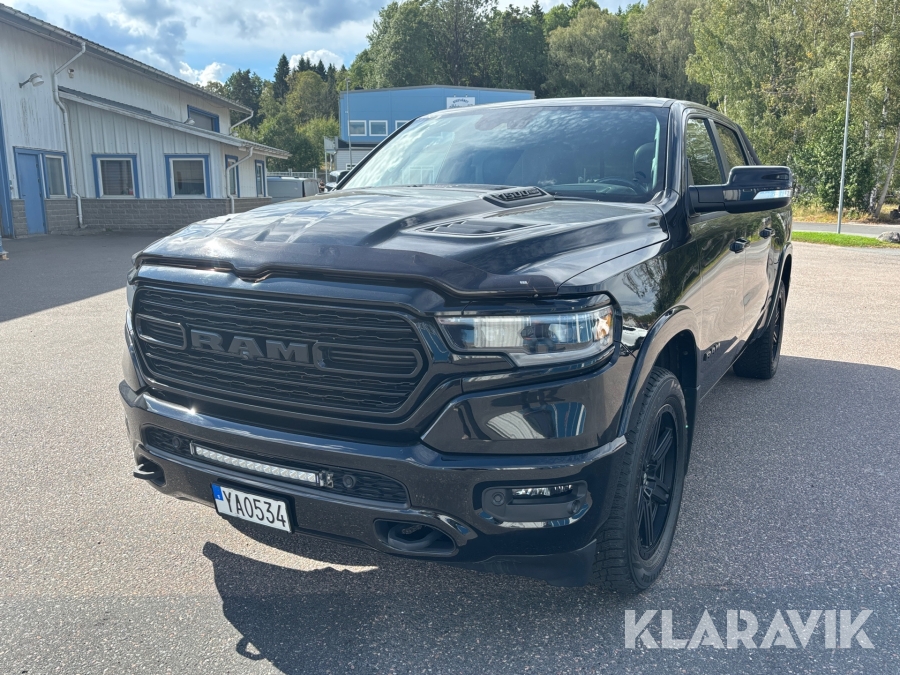 Pickup Dodge Ram 1500 Limited night edition