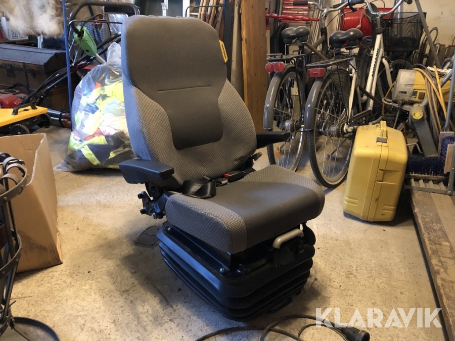 Förarstol lastmaskin Volvo original luftfjädrad passar L70