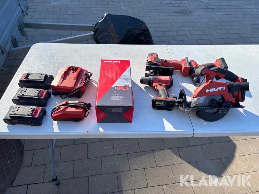 Handmaskiner Hilti Nuron 4 maskiner med lampa, 1 st batteri och laddare