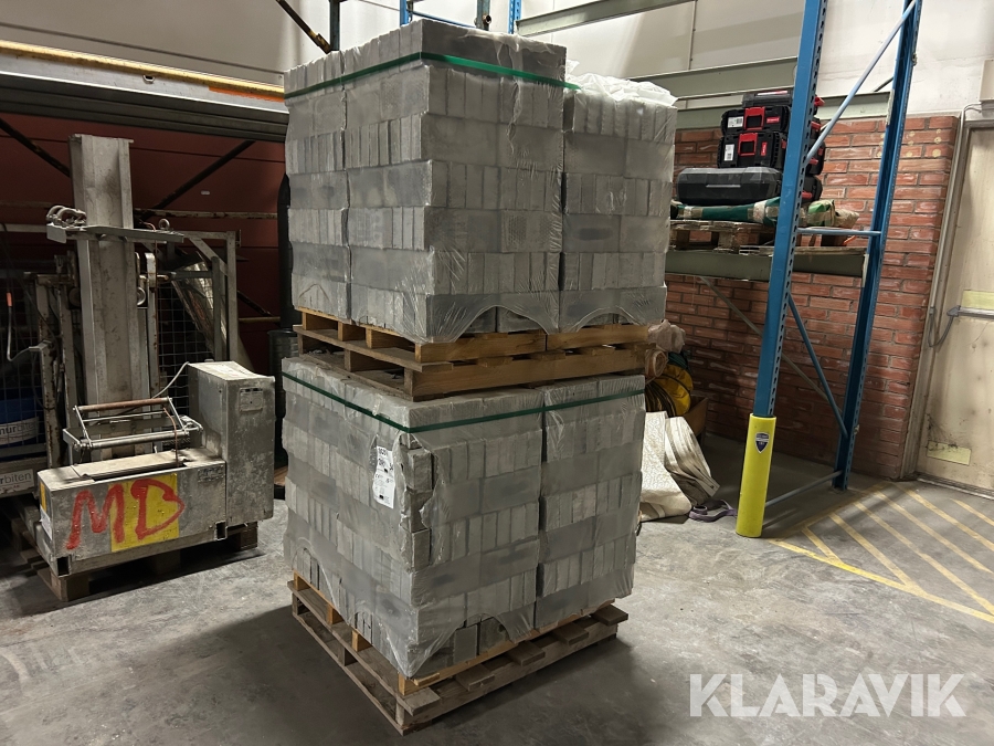 Tegel PetersenTegel D91 4 pallar ca 448st/pall