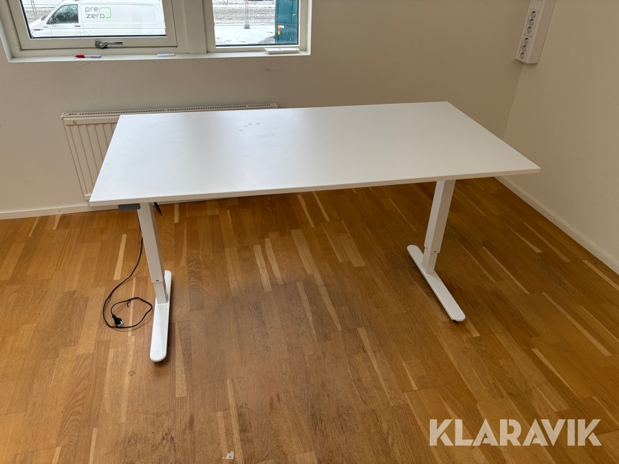 Skrivbord höj / sänkbart