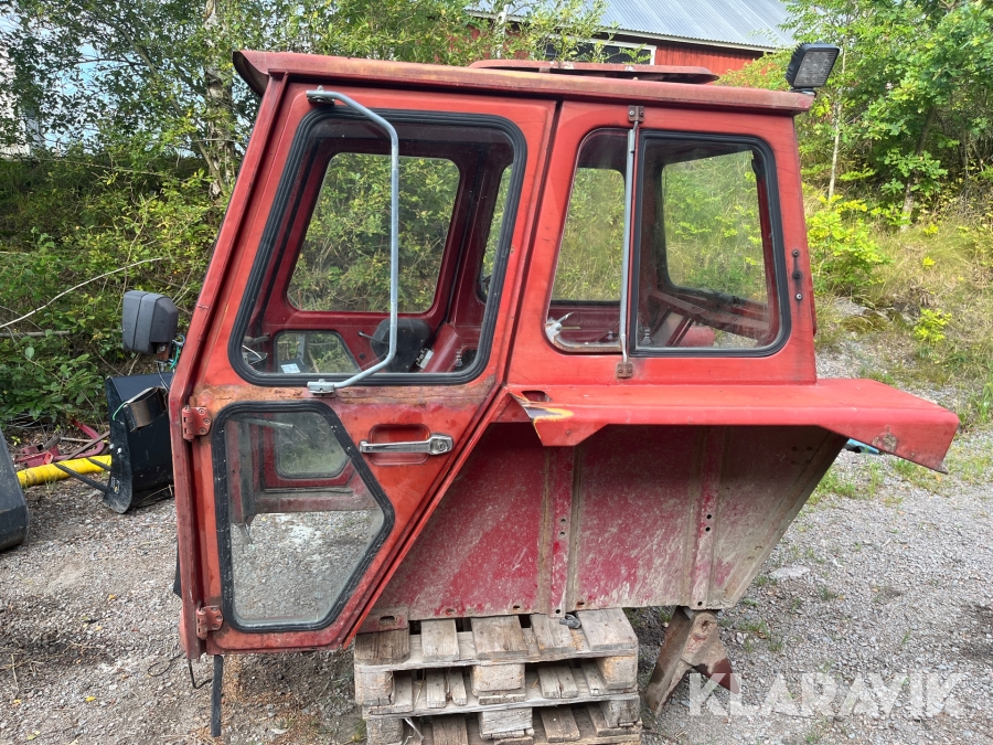 Traktorhytt Volvo BM 650