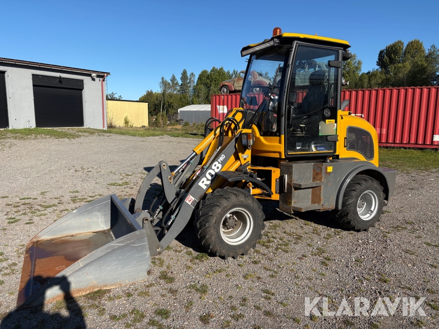 Hjullastare Everun R08 Pro med redskap