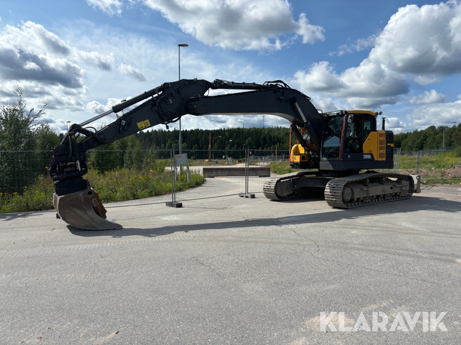 Grävmaskin Volvo ECR355EL med GPS och tiltrotator