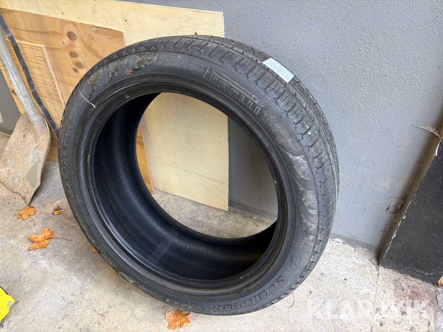 Däck 22 Pirelli Scorpion Verde 285/46R22
