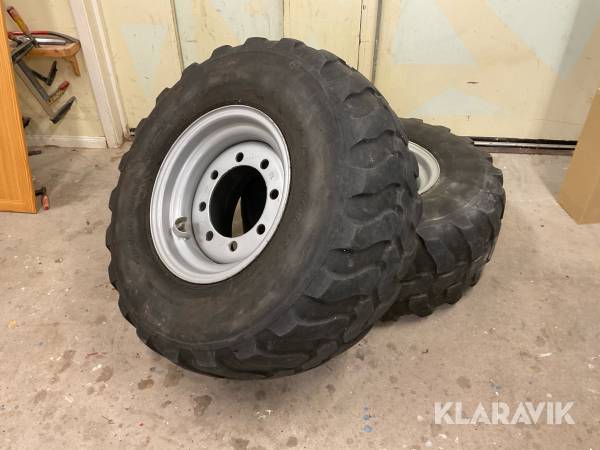 Lastmaskinsdäck Dunlop SP T9 405/70R18, 4st på fälg