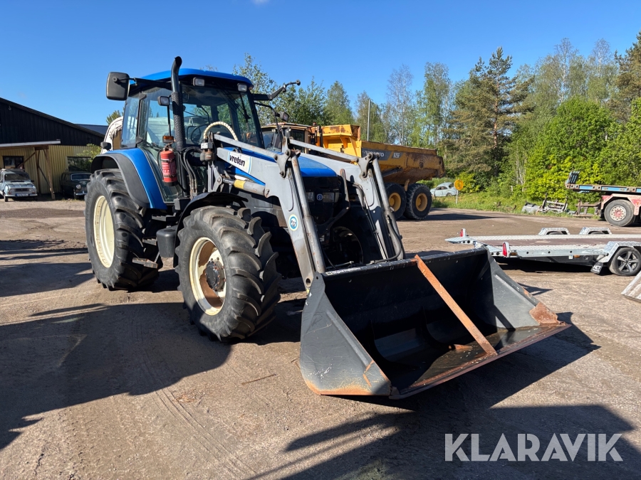 Traktor New Holland TM120