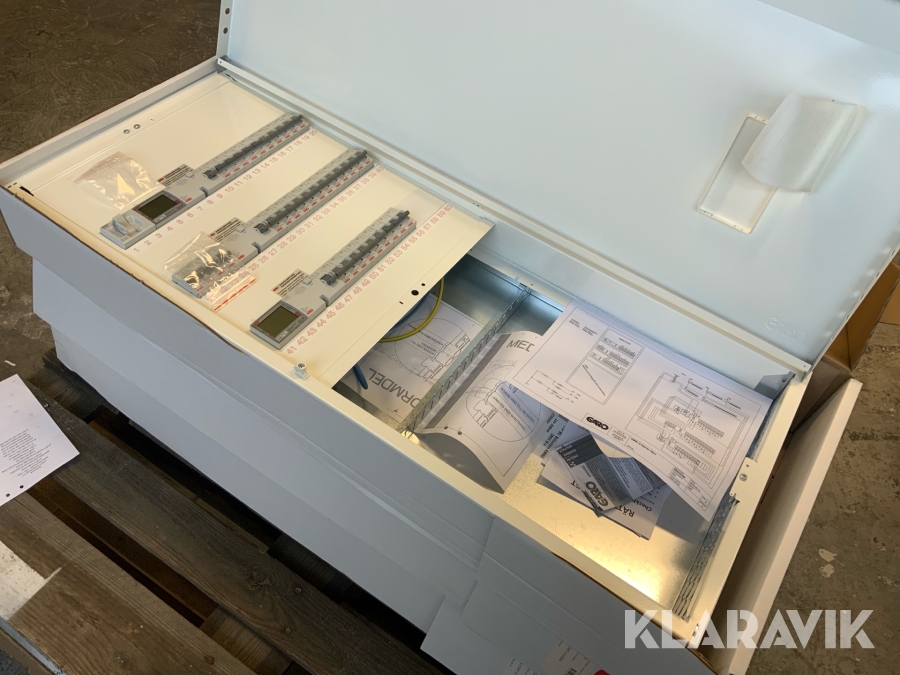 Kombinerad grupp/mediacentral Garo 3 st