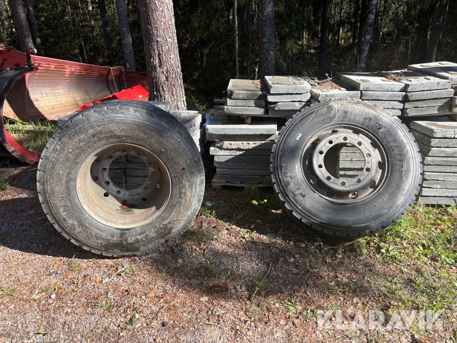 Lastbilsfälgar + däck Alcoa