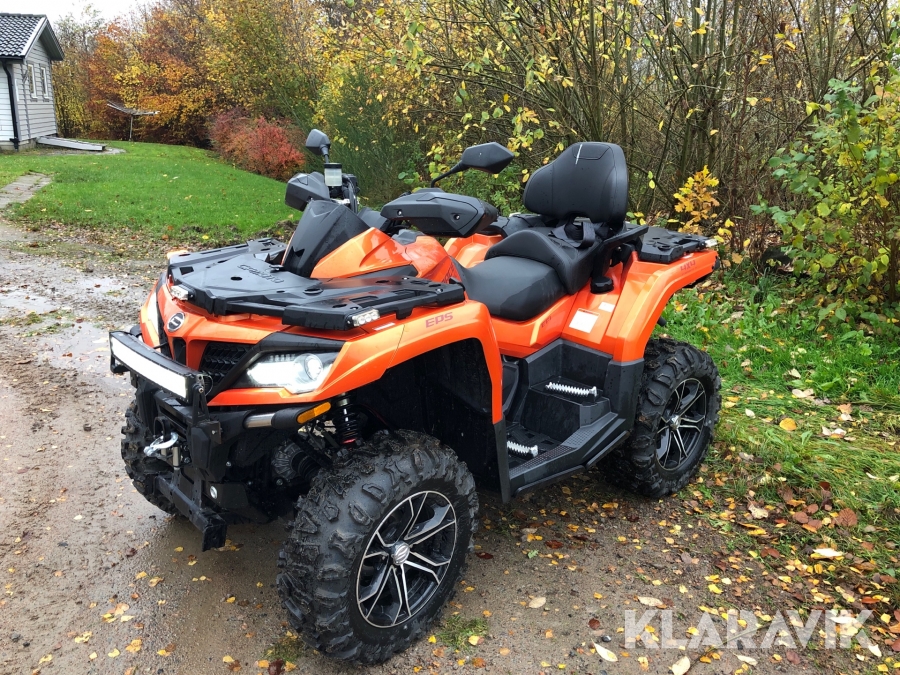ATV CF Moto C Force 850 XC EPS med plog och saltspridare