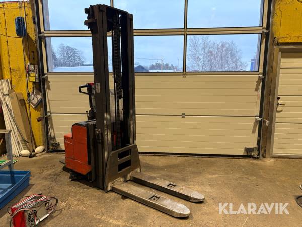 Ståstaplare BT LSF600