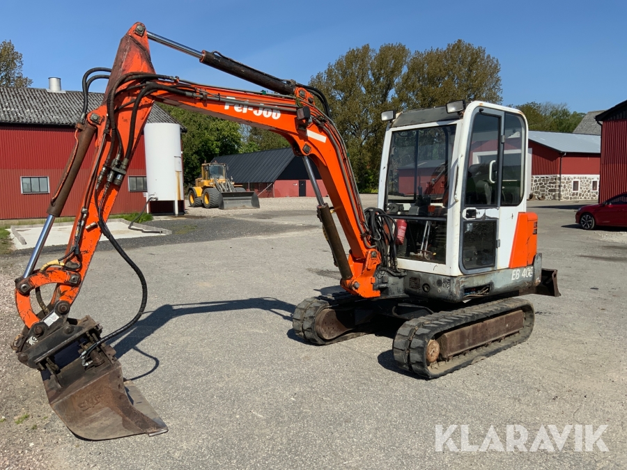 Grävmaskin Pel-Job EB406