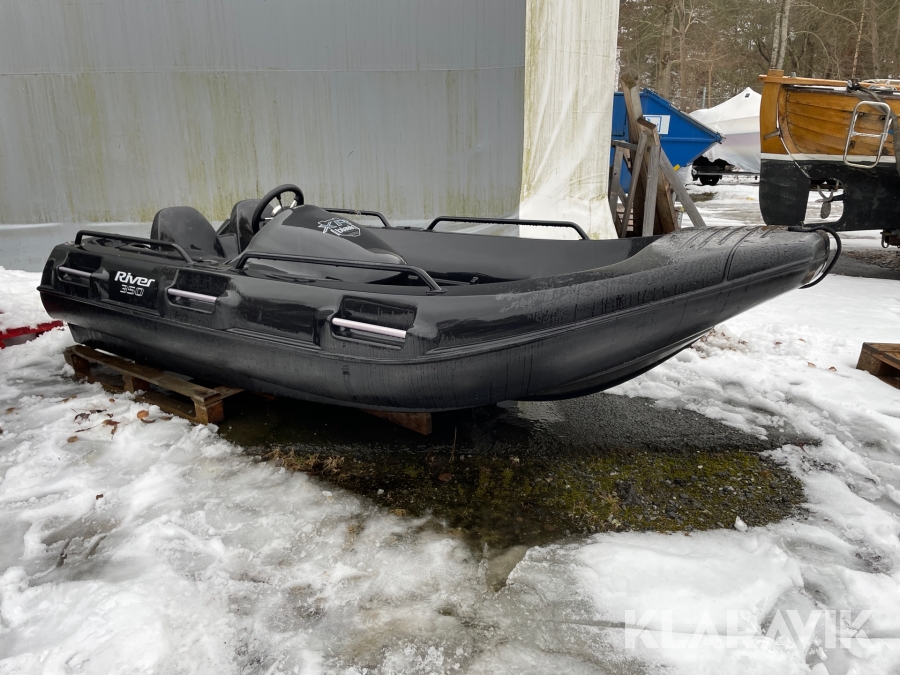 Plastbåt River 350 XR