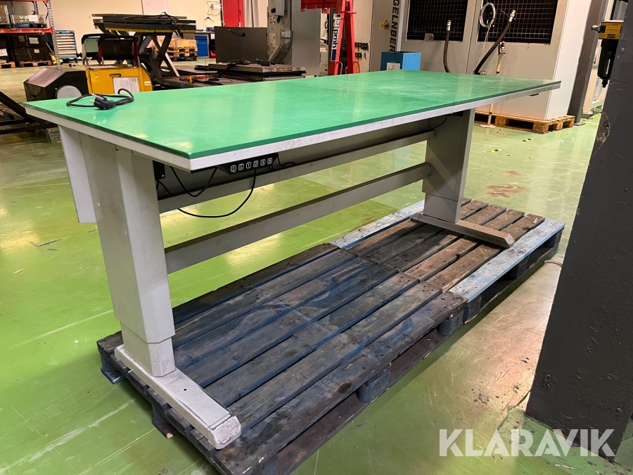 Arbetsbänk höj och sänkbart