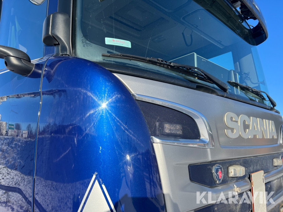 Lastväxlare Scania G450 med flak