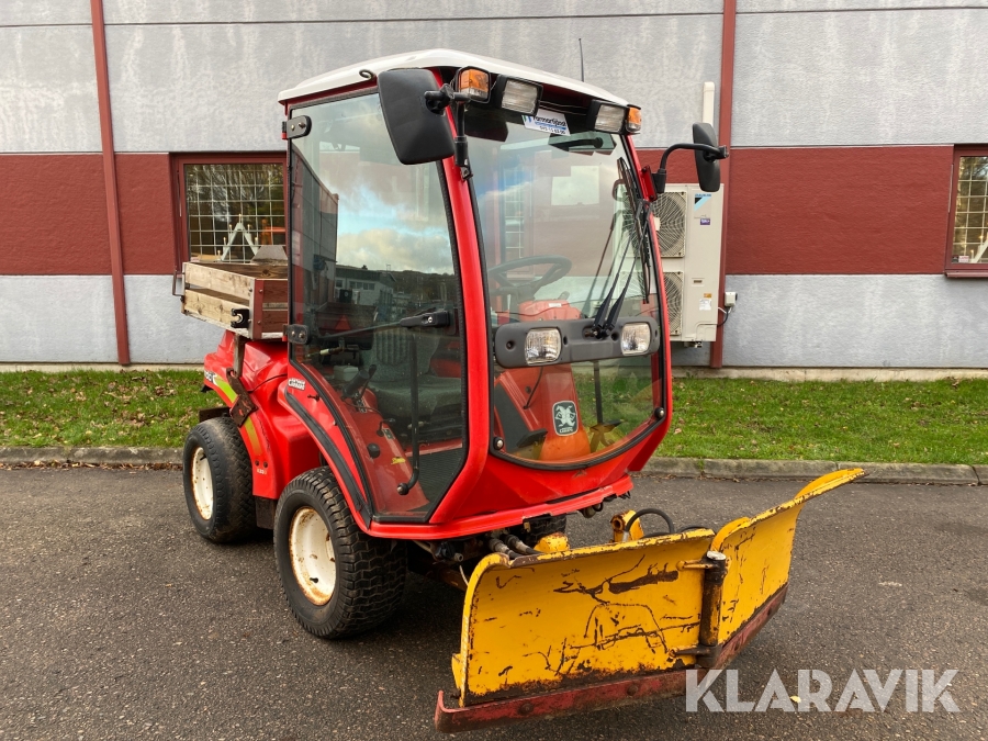 Redskapsbärare Antonio Carraro Rondo K333 med Vikplog P. Olsson LVP140