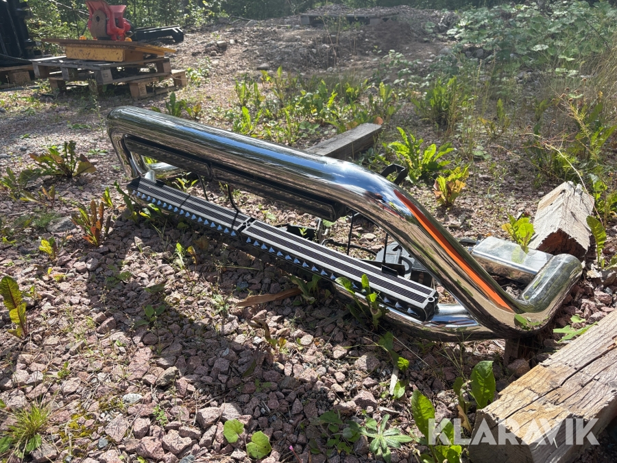 Frontbåge med ledramper