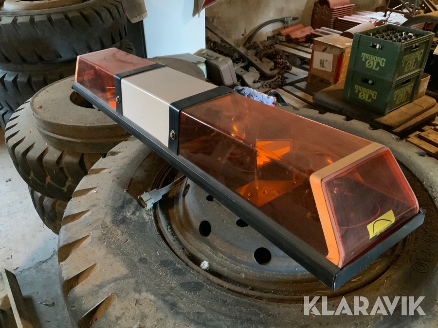 Varningsramp med roterande ljus Tabergs-skylten