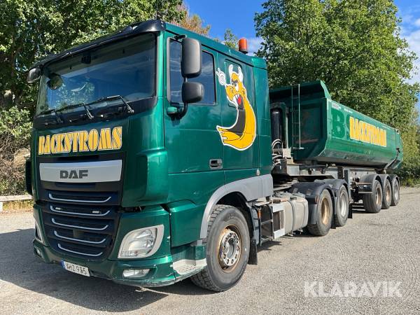 Dragbil DAF XF 510 med Släp Parator St 17-24