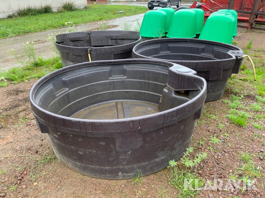 Vattenkar för nötkreatur Prebac 1000/800, Mariestad, Klaravi