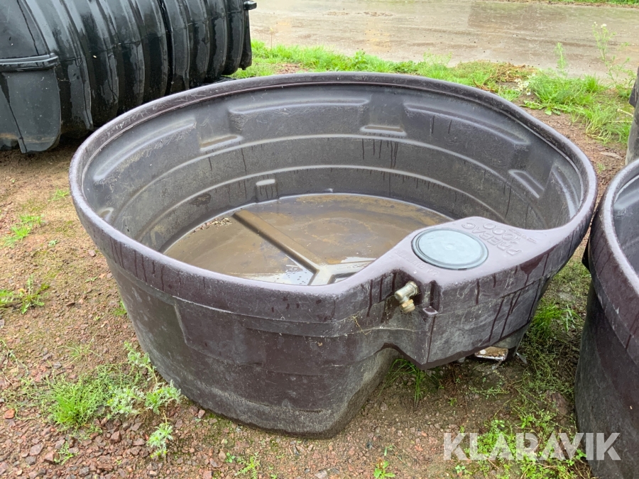 Vattenkar för nötkreatur Prebac 1000/800, Mariestad, Klaravi