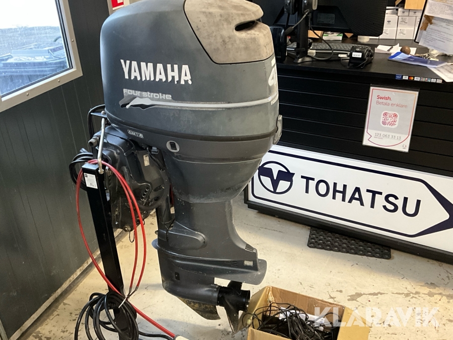 Båtmotor Yamahaa F40 med elstart tilt och lång rigg