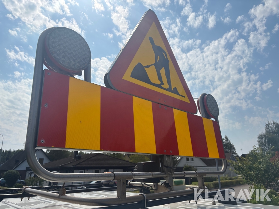 Takskylt vägarbete dubbelsidig