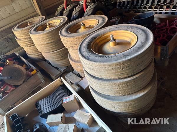 Lantbruksdäck 690x170-15 till Såmaskin Väderstad Rapid