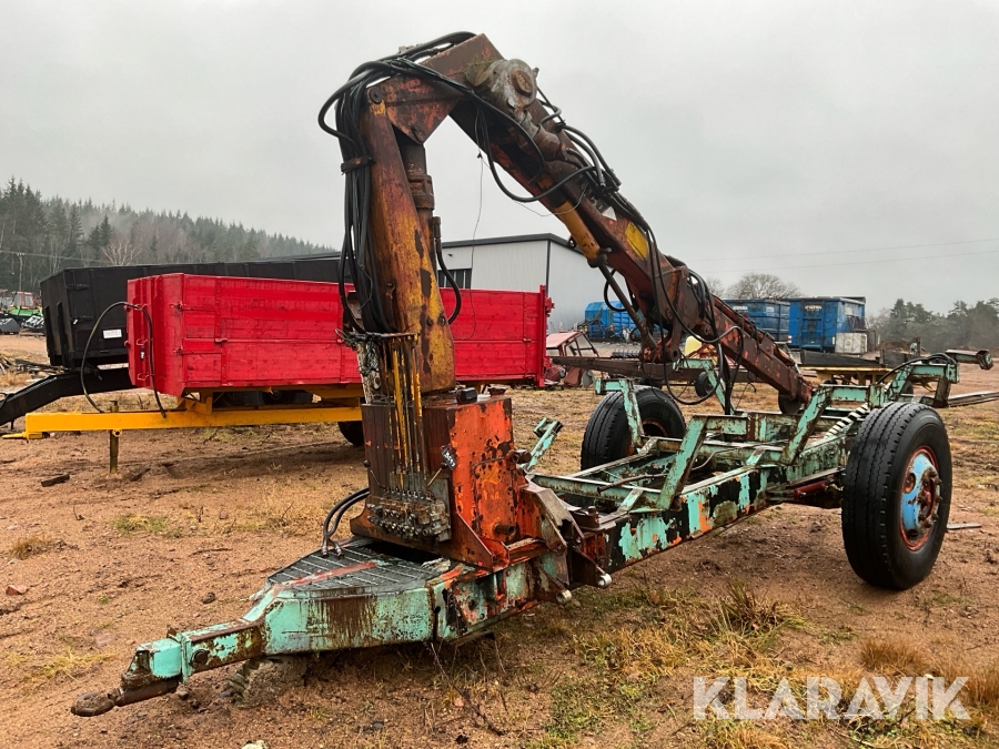 Skogskärra med kran