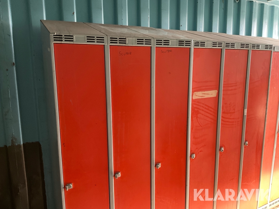 Omklädningsskåp 2 st